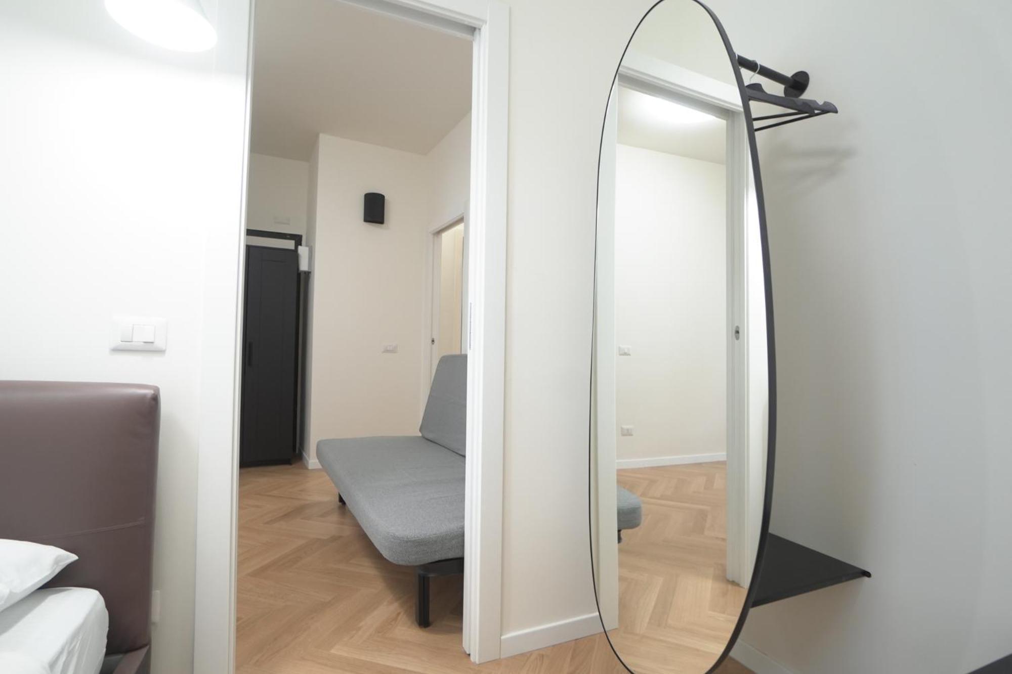 Brera Livings - Luxury Apartment, Full City Center Милано Екстериор снимка