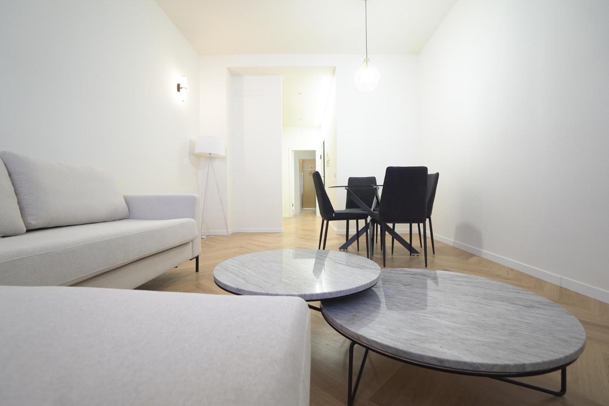 Brera Livings - Luxury Apartment, Full City Center Милано Екстериор снимка