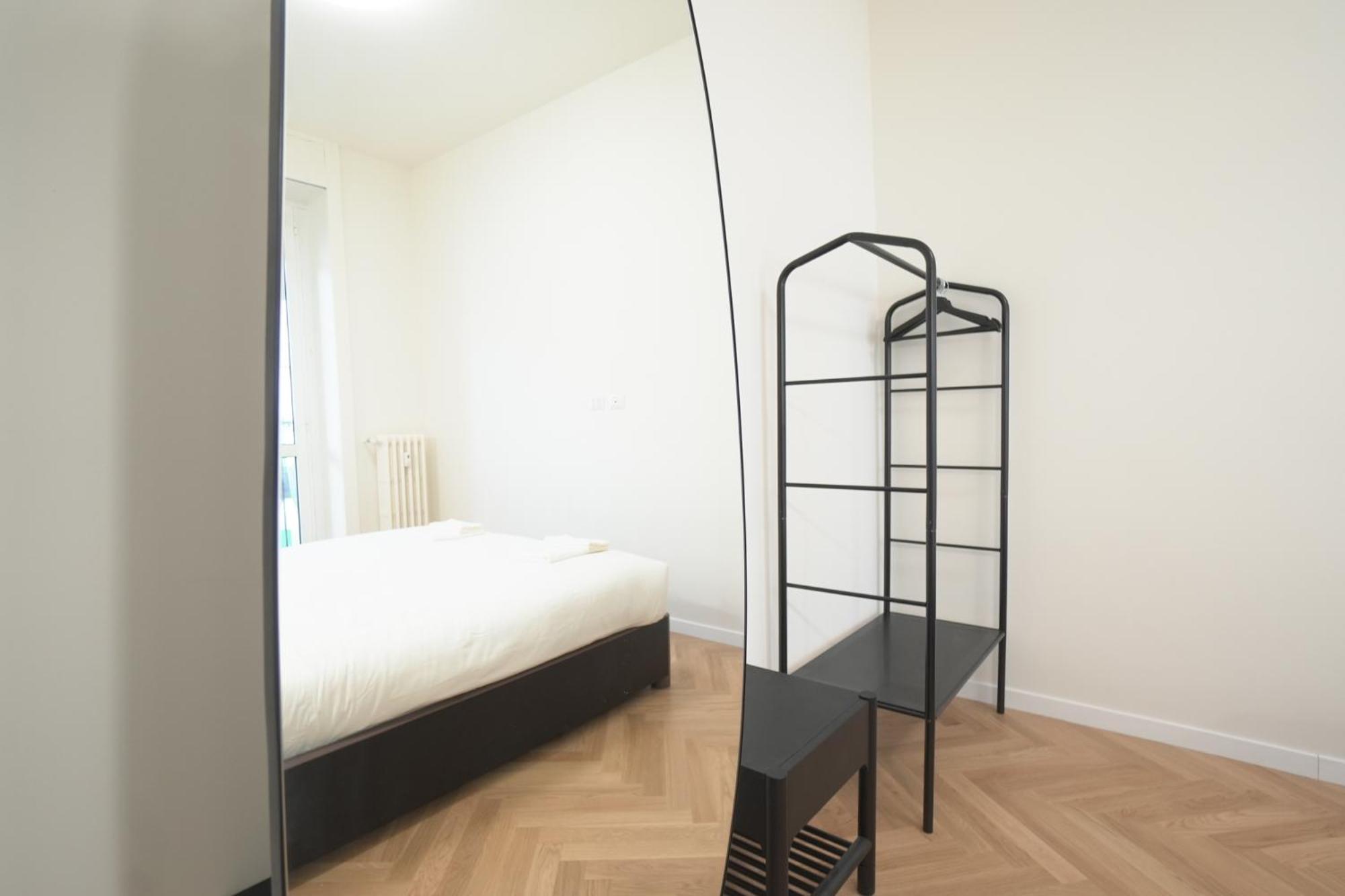 Brera Livings - Luxury Apartment, Full City Center Милано Екстериор снимка