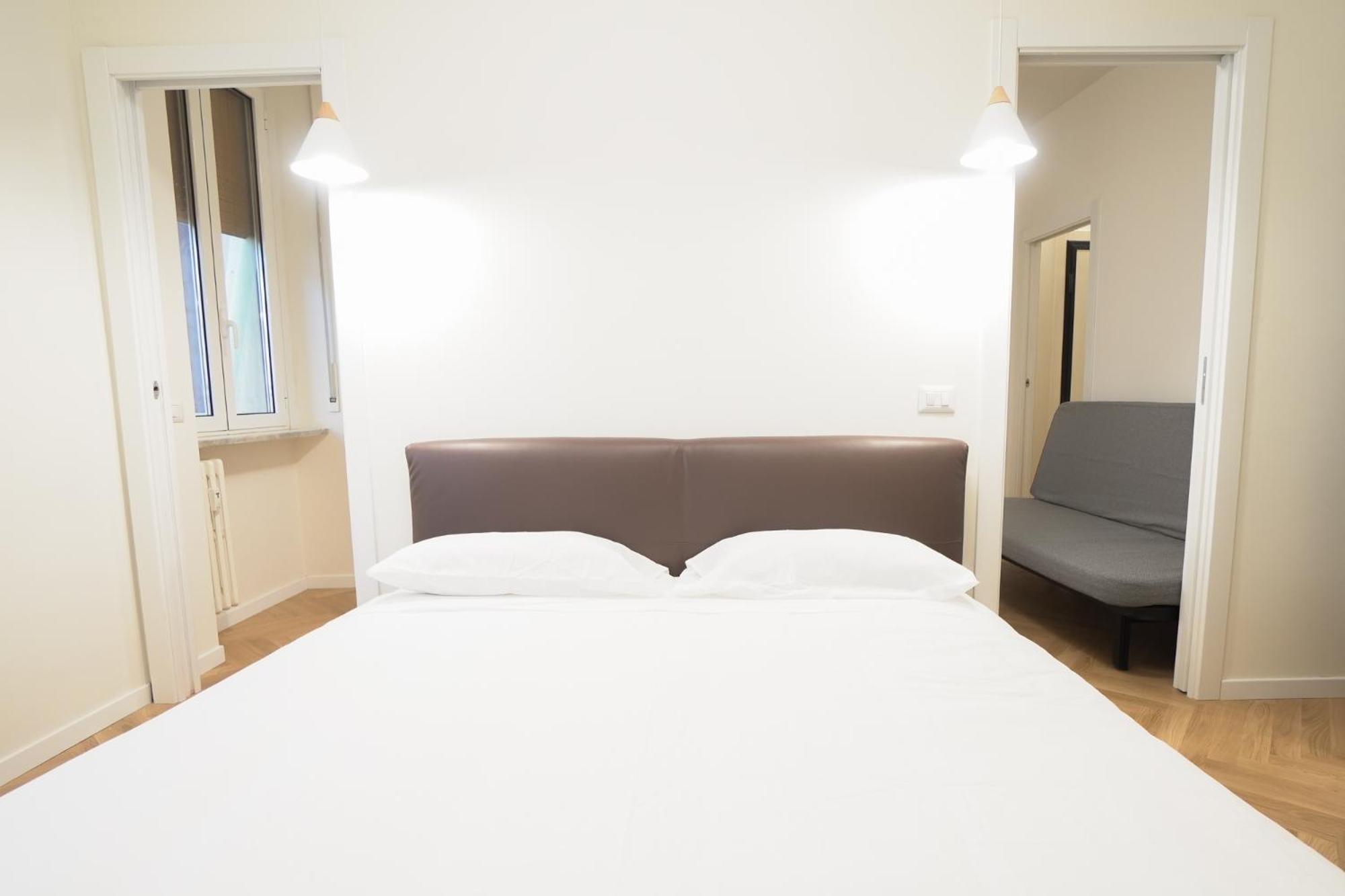 Brera Livings - Luxury Apartment, Full City Center Милано Екстериор снимка